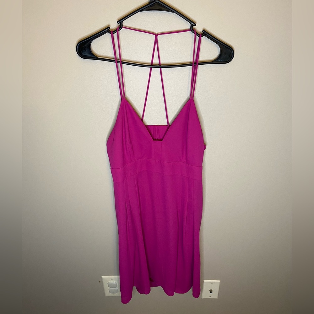 EXPRESS strappy v-neck mini dress EXCELLENT CONDITION - Picture 1 of 8